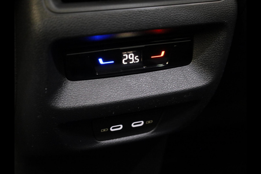 Volkswagen Tiguan R-Line Edition 1.5 eHybrid 272 PK DSG | 20" LM | IQ.Light | 360 graden camera | Panoramadak | Stoelventilatie |