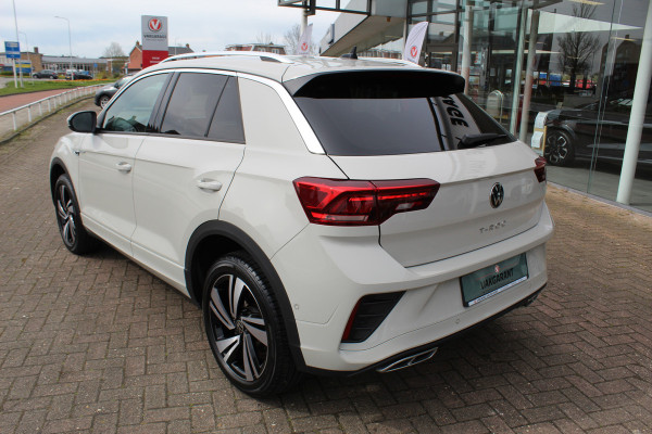 Volkswagen T-Roc 1.5-150pk R-Line Edition DSG-AUTOMAAT ! Gun u het comfort en gemak van een automaat ! Slechts 16.000km ! Winterpakket, Adapt. Cruise Control, Climate Control, Camera, CarPlay