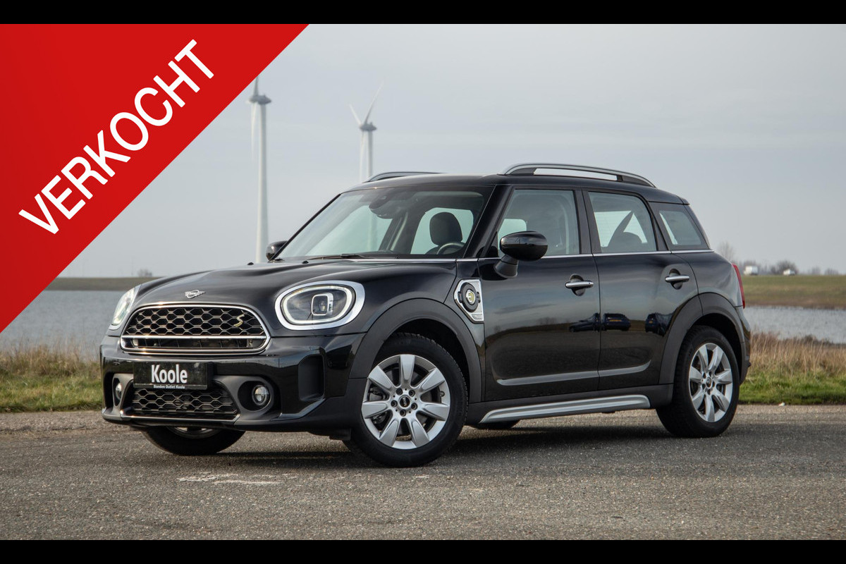MINI Countryman 1.5 Cooper S E ALL4 Essential CAMERA / NAVI / CARPLAY / AIRCO / ZWART / STOELVERWARMING