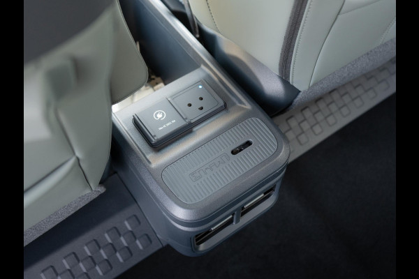 Kia PV5 Passenger Elite Executive 71.2 kWh | Stoel en stuurverwarming | 360 Graden camera |