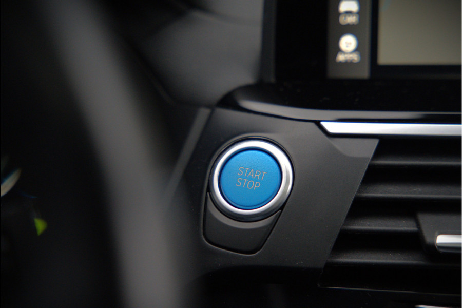 BMW iX3 Executive 80 kWh | Panoramadak | Keyless | Stoelverwarming | Camera | Adaptief Onderstel | Adaptive LED | Elektrische Stoelen | Apple Carplay | Navigatie | Ambiance Verlichting