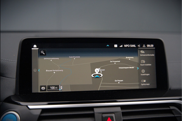 BMW iX3 Executive 80 kWh | Panoramadak | Keyless | Stoelverwarming | Camera | Adaptief Onderstel | Adaptive LED | Elektrische Stoelen | Apple Carplay | Navigatie | Ambiance Verlichting