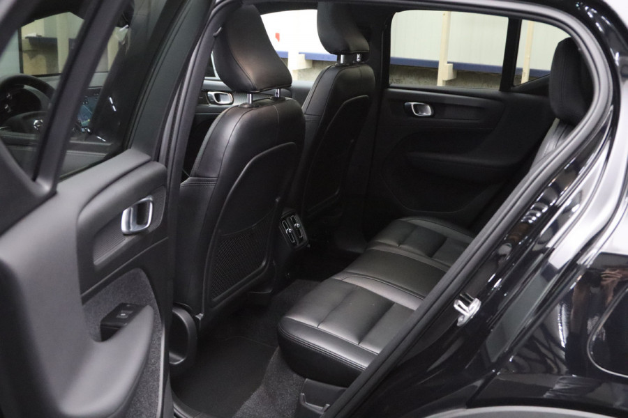 Volvo XC40 Recharge Pro 232 PK SOH 93%, Leder, Harman/Kardon, Panoramadak, Adap. Cruise Control, Camera