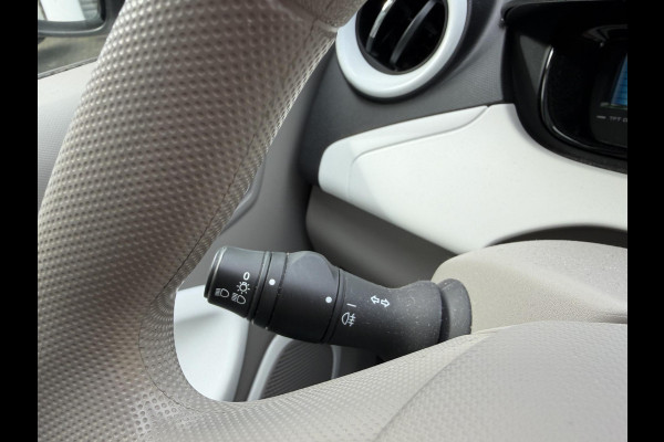 Renault ZOE R90 LIFE KOOP-ACCU-SOH 91% BI-TONE GARANTIE 2029* NAVIGATIE . APPLE CARPLAY & ANDRIOD AUTO . 1 EIGENAAR .