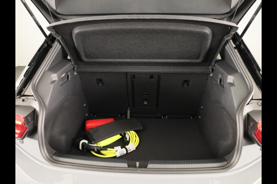 Volkswagen ID.3 Pro Limited Edition 58 kWh accu 204 PK | Velgen 19" | Stoel & Stuurverwarming| Camera|