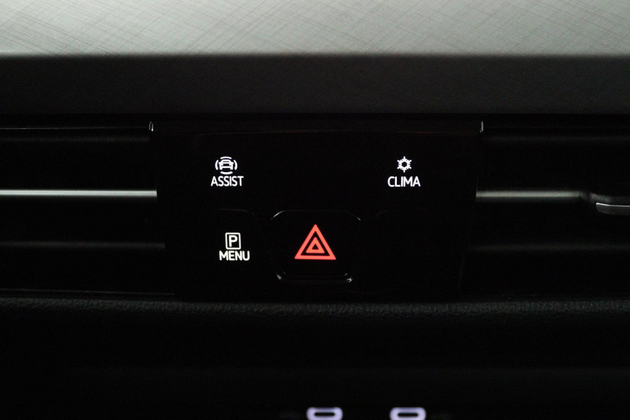 Volkswagen Golf Variant 1.0 eTSI Sport (AUTOMAAT, NAVIGATIE, PARKEERSENSOREN, GOED ONDERHOUDEN)