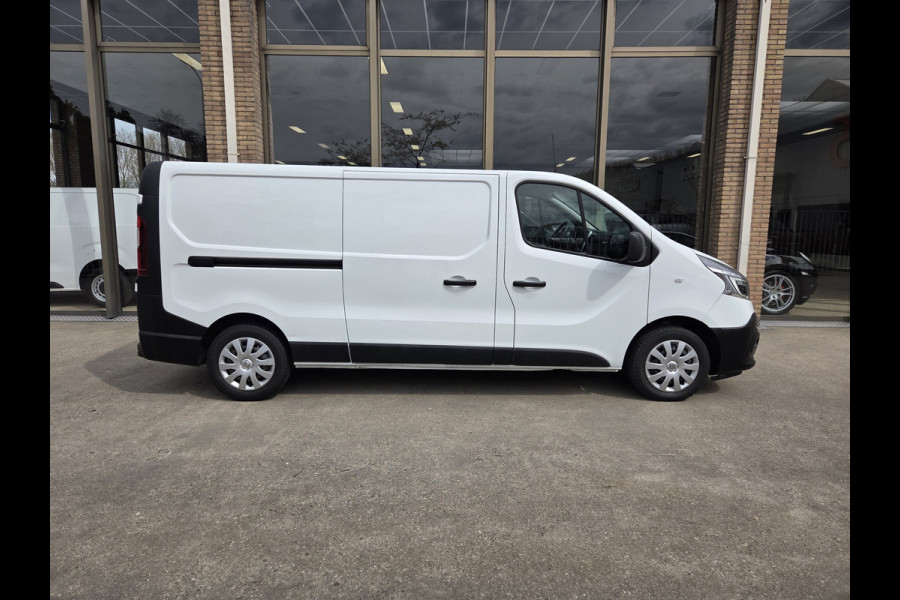 Renault Trafic 2.0 dCi L2 Facefilt Airco Cruisecontrol 120 Pk Trekhaak