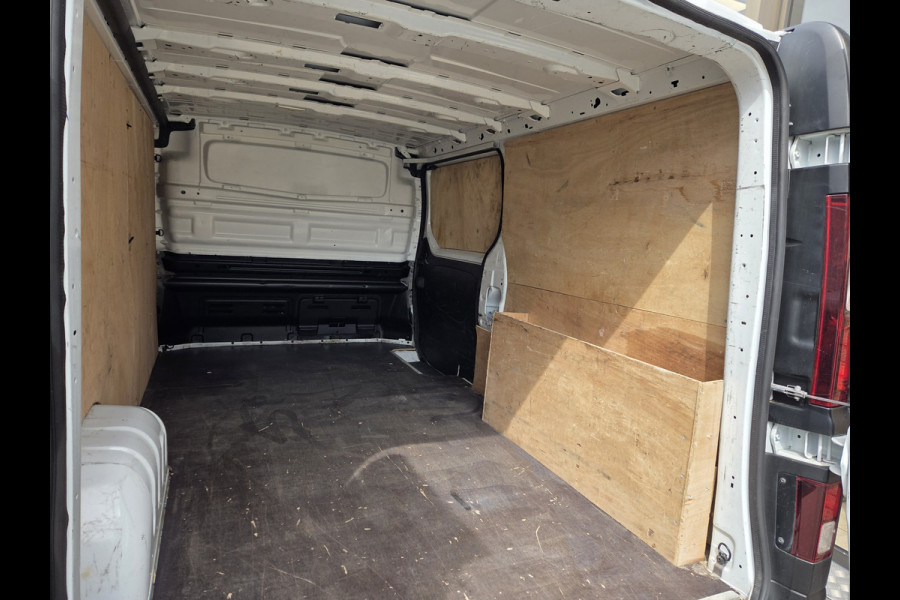 Renault Trafic 2.0 dCi L2 Facefilt Airco Cruisecontrol 120 Pk Trekhaak