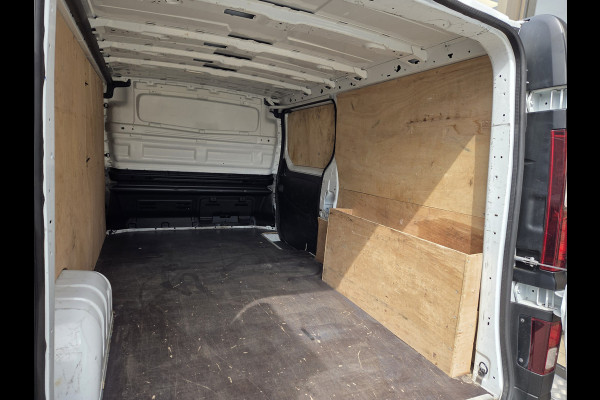Renault Trafic 2.0 dCi L2 Facefilt Airco Cruisecontrol 120 Pk Trekhaak