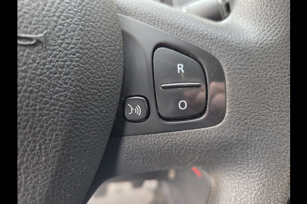 Renault Trafic 2.0 dCi L2 Facefilt Airco Cruisecontrol 120 Pk Trekhaak