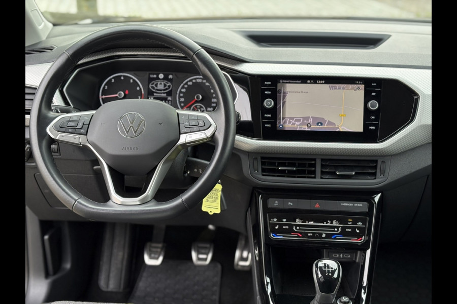 Volkswagen T-Cross 1.0 TSI Life | Navi, Carplay/Android, PDC, Cruise, Stoelverw., Climate, Afn. Trekhaak |