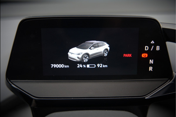 Volkswagen ID.4 First 77 kWh | Stoelverwarming | Stuurverwarming | Trekhaak | Adaptive Cruise Control | Navigatie | Apple Carplay | Keyless | Camera | Parkeersensoren | NAP | BTW | Dealer Onderhouden