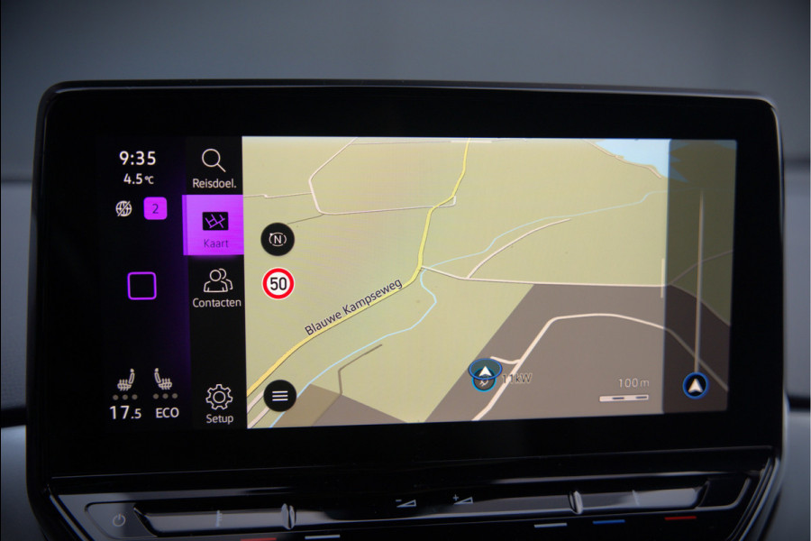 Volkswagen ID.4 First 77 kWh | Stoelverwarming | Stuurverwarming | Trekhaak | Adaptive Cruise Control | Navigatie | Apple Carplay | Keyless | Camera | Parkeersensoren | NAP | BTW | Dealer Onderhouden