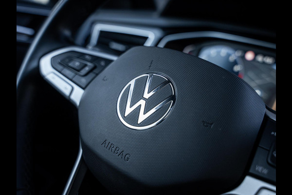 Volkswagen Taigo 1.5 TSI R-Line Business - Pano l ACC l Trekhaak | Camera