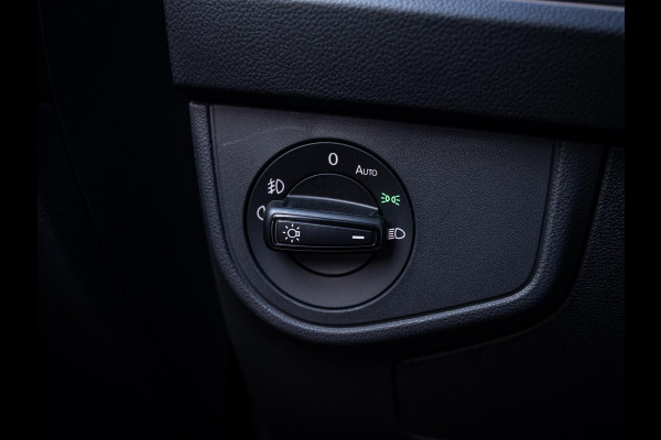 Volkswagen Taigo 1.5 TSI R-Line Business - Pano l ACC l Trekhaak | Camera