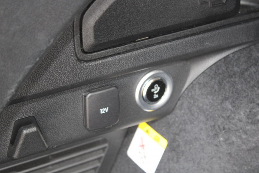 Ford Kuga 2.5 PHEV Vignale | Adaptive cruise control | Wegklapbare trekhaak | Winterpack | BLIS