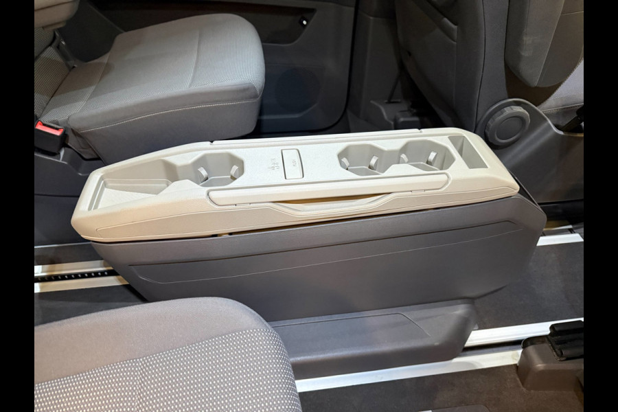 Volkswagen Multivan 1.4 eHybrid Energetic 6P PANO/NAVI/H-KARDON/V-COCKPIT/DAB/CARPLAY/SFEERVERLICHTING/TREKH///