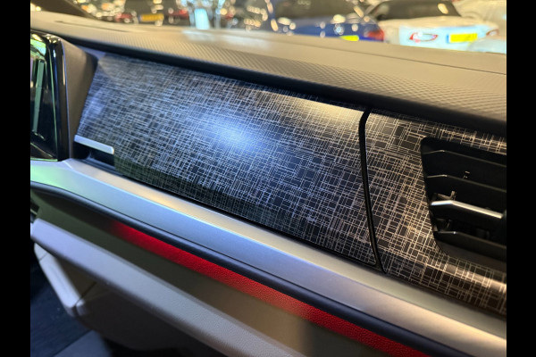 Volkswagen Multivan 1.4 eHybrid Energetic 6P PANO/NAVI/H-KARDON/V-COCKPIT/DAB/CARPLAY/SFEERVERLICHTING/TREKH///