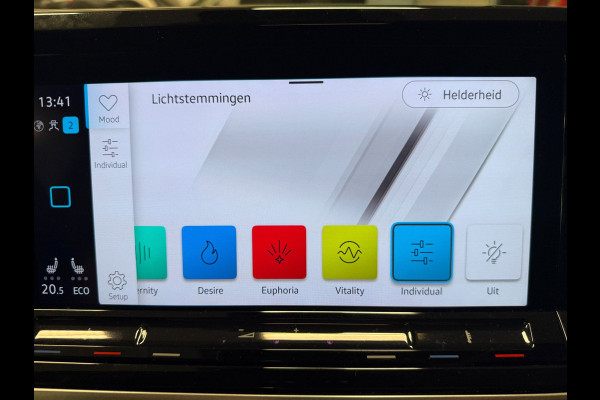 Volkswagen Multivan 1.4 eHybrid Energetic 6P PANO/NAVI/H-KARDON/V-COCKPIT/DAB/CARPLAY/SFEERVERLICHTING/TREKH///