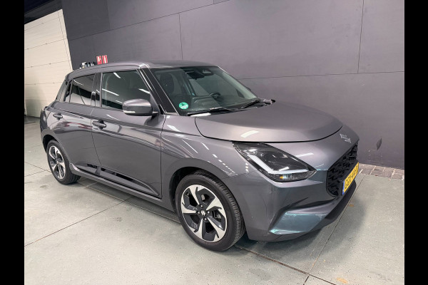 Suzuki Swift 1.2 Style Smart Hybrid NAVI/LED/DAB/CARPLAY/CAM/ECC/PDC/CRUISE///