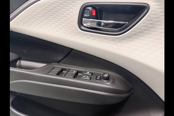 Suzuki Swift 1.2 Style Smart Hybrid NAVI/LED/DAB/CARPLAY/CAM/ECC/PDC/CRUISE///