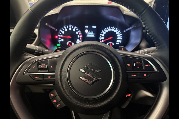 Suzuki Swift 1.2 Style Smart Hybrid NAVI/LED/DAB/CARPLAY/CAM/ECC/PDC/CRUISE///