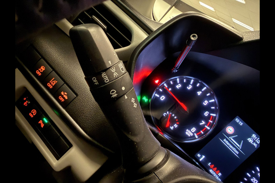 Suzuki Swift 1.2 Style Smart Hybrid NAVI/LED/DAB/CARPLAY/CAM/ECC/PDC/CRUISE///