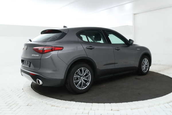 Alfa Romeo Stelvio 2.2d Super Automaat, Navigatie, Leer, Climate,