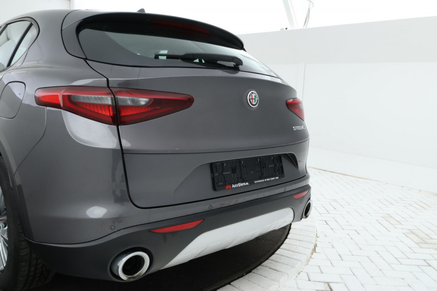 Alfa Romeo Stelvio 2.2d Super Automaat, Navigatie, Leer, Climate,