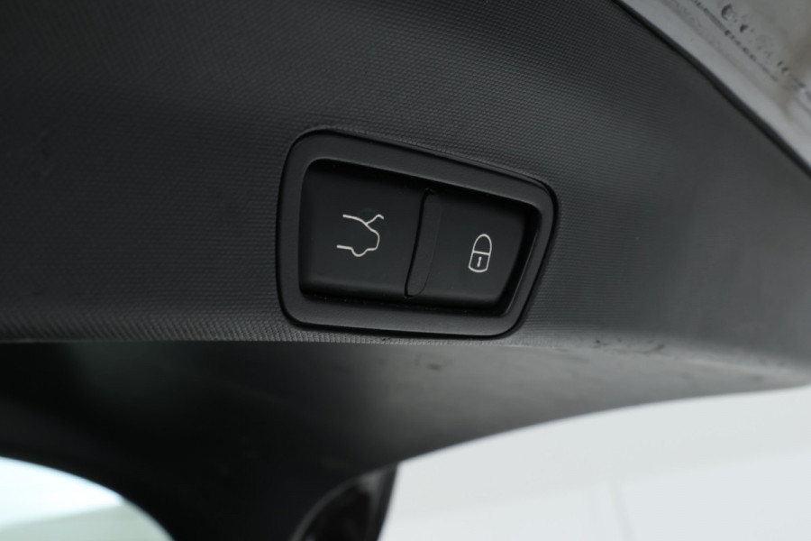 Alfa Romeo Stelvio 2.2d Super Automaat, Navigatie, Leer, Climate,