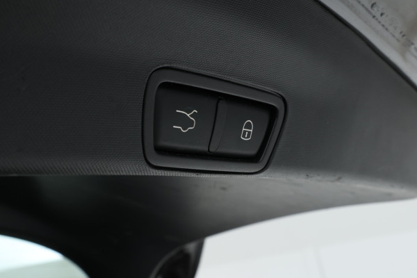 Alfa Romeo Stelvio 2.2d Super Automaat, Navigatie, Leer, Climate,