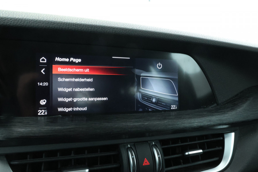 Alfa Romeo Stelvio 2.2d Super Automaat, Navigatie, Leer, Climate,