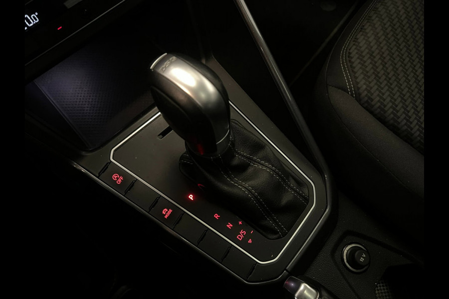 Volkswagen Polo 1.0 TSI Highline / R-Line / Pano / NL-auto / 18" LM