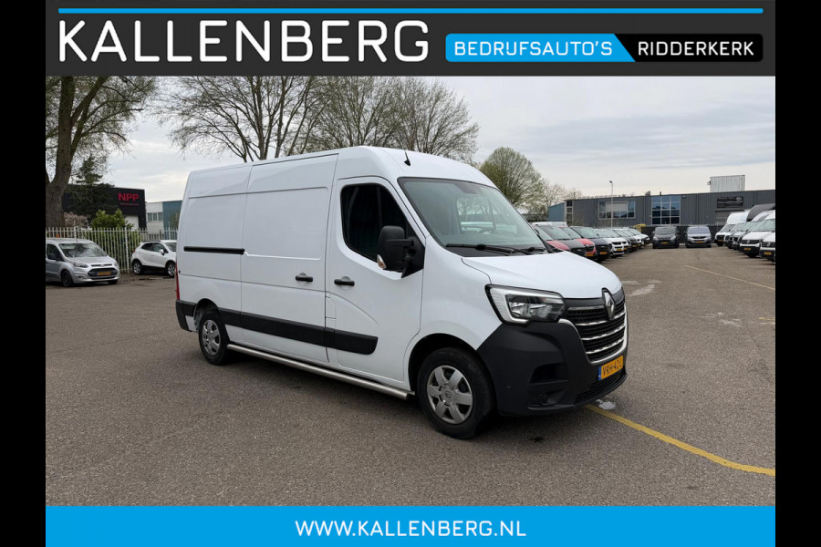 Renault Master T35 2.3 dCi 150PK L2H2 Energy Work Edition / Camera / Trekhaak / 3 zits / Navi met app connect