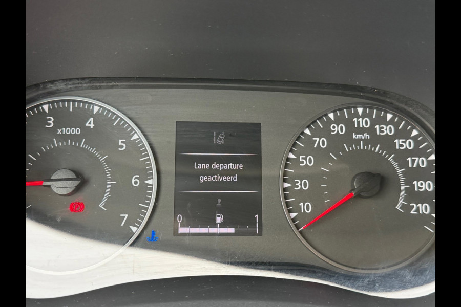 Renault Master T35 2.3 dCi 150PK L2H2 Energy Work Edition / Camera / Trekhaak / 3 zits / Navi met app connect