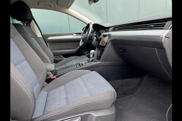 Volkswagen Passat Variant 1.4 TSI PHEV GTE * Virtual Cockpit * 18 Inch Velgen * Travel Assist * Navigatie Pro *