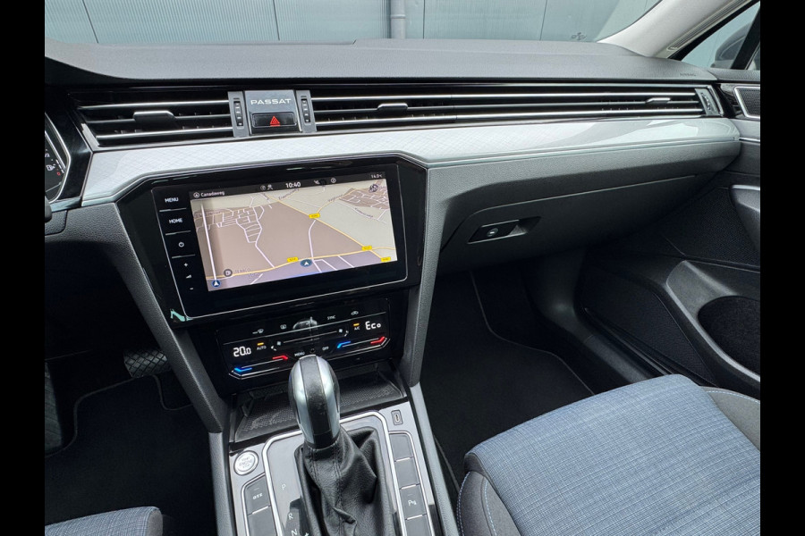 Volkswagen Passat Variant 1.4 TSI PHEV GTE * Virtual Cockpit * 18 Inch Velgen * Travel Assist * Navigatie Pro *
