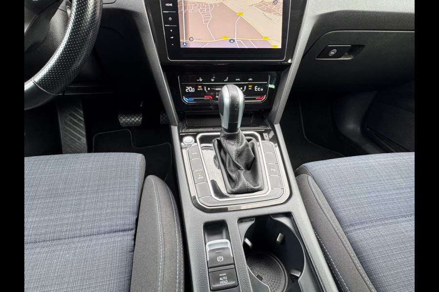 Volkswagen Passat Variant 1.4 TSI PHEV GTE * Virtual Cockpit * 18 Inch Velgen * Travel Assist * Navigatie Pro *