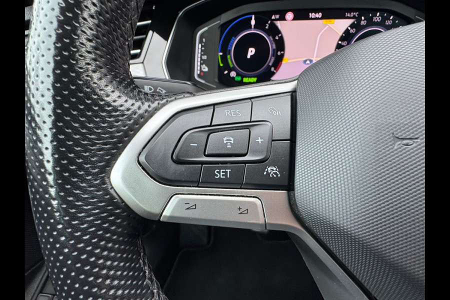 Volkswagen Passat Variant 1.4 TSI PHEV GTE * Virtual Cockpit * 18 Inch Velgen * Travel Assist * Navigatie Pro *