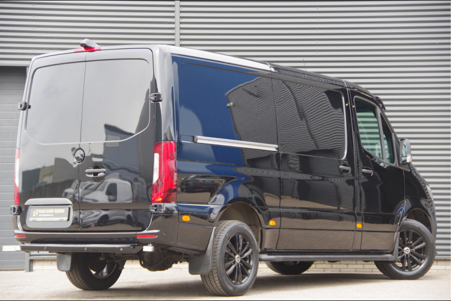 Mercedes-Benz Sprinter 319 3.0 CDI V6 L2H1 AUT. LED, 360 CAMERA, ADAPT. CRUISE, MBUX 10'', LEDER, NAVI, CLIMA, VOORRUIT VERWARMING, STOELVERWARMING