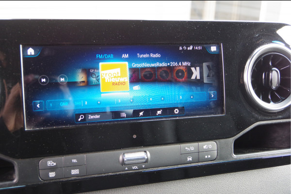 Mercedes-Benz Sprinter 319 3.0 CDI V6 L2H1 AUT. LED, 360 CAMERA, ADAPT. CRUISE, MBUX 10'', LEDER, NAVI, CLIMA, VOORRUIT VERWARMING, STOELVERWARMING