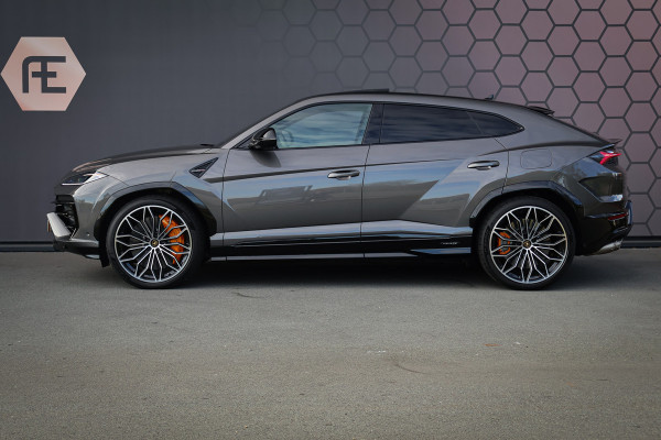 Lamborghini Urus SE 4.0 V8 Hybrid | AKRAPOVIC | BTW-AUTO | B&O 3D ADVANCED | ACC | LAMBORGHINI EYE | HUD | 4-WIELSTURING