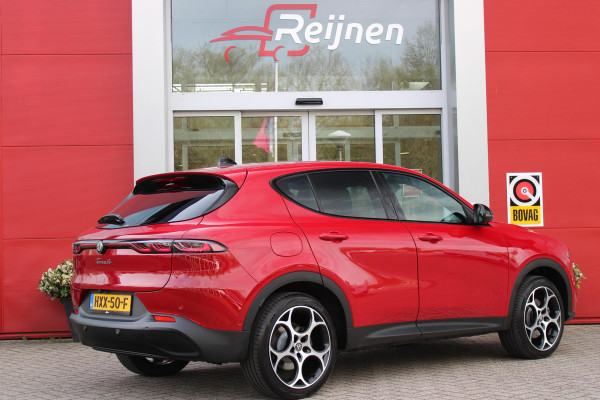 Alfa Romeo Tonale 1.3T PHEV 280pk Edizione Business | HARMAN/KARDON PREMIUM AUDIO | PREMIUM PACK: LEDEREN BEKLEDING/GEVENTILEERDE VOORSTOELEN/4-VOUDIG ELEKTRISCH VERSTELBARE LENDESTEUN VOORSTOELEN | WINTERPACK: STOEL/STUUR VERWARMING | TECHNOLOGY PACK: PARKEERWAARSCHUWING VOOR EN ACHTER/360° CAMERA/AUTOMATISCH INPARKEREN/ AUTONOMOUS DRIVING LEVEL 2: ADAPTIVE CRUISE CONTROL/LANE CENTERING ASSIST/TRAFFIC JAM ASSIST DODEHOEK DETECTIE AUTOMATISCH DIMMENDE BUITENSPIEGELS | DRAADLOZE TELEFOONLADER | FULL LED MATRIX KOPLAMPEN | DUAL STAGE VALVE: ACTIEVE DEMPING | KEYLESS ENTRY/START | 1MM 19''
