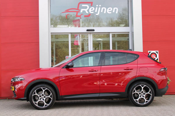 Alfa Romeo Tonale 1.3T PHEV 280pk Edizione Business | HARMAN/KARDON PREMIUM AUDIO | PREMIUM PACK: LEDEREN BEKLEDING/GEVENTILEERDE VOORSTOELEN/4-VOUDIG ELEKTRISCH VERSTELBARE LENDESTEUN VOORSTOELEN | WINTERPACK: STOEL/STUUR VERWARMING | TECHNOLOGY PACK: PARKEERWAARSCHUWING VOOR EN ACHTER/360° CAMERA/AUTOMATISCH INPARKEREN/ AUTONOMOUS DRIVING LEVEL 2: ADAPTIVE CRUISE CONTROL/LANE CENTERING ASSIST/TRAFFIC JAM ASSIST DODEHOEK DETECTIE AUTOMATISCH DIMMENDE BUITENSPIEGELS | DRAADLOZE TELEFOONLADER | FULL LED MATRIX KOPLAMPEN | DUAL STAGE VALVE: ACTIEVE DEMPING | KEYLESS ENTRY/START | 1MM 19''