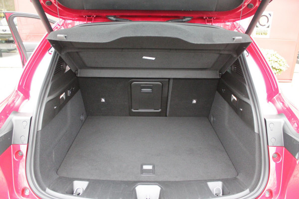 Alfa Romeo Tonale 1.3T PHEV 280pk Edizione Business | HARMAN/KARDON PREMIUM AUDIO | PREMIUM PACK: LEDEREN BEKLEDING/GEVENTILEERDE VOORSTOELEN/4-VOUDIG ELEKTRISCH VERSTELBARE LENDESTEUN VOORSTOELEN | WINTERPACK: STOEL/STUUR VERWARMING | TECHNOLOGY PACK: PARKEERWAARSCHUWING VOOR EN ACHTER/360° CAMERA/AUTOMATISCH INPARKEREN/ AUTONOMOUS DRIVING LEVEL 2: ADAPTIVE CRUISE CONTROL/LANE CENTERING ASSIST/TRAFFIC JAM ASSIST DODEHOEK DETECTIE AUTOMATISCH DIMMENDE BUITENSPIEGELS | DRAADLOZE TELEFOONLADER | FULL LED MATRIX KOPLAMPEN | DUAL STAGE VALVE: ACTIEVE DEMPING | KEYLESS ENTRY/START | 1MM 19''