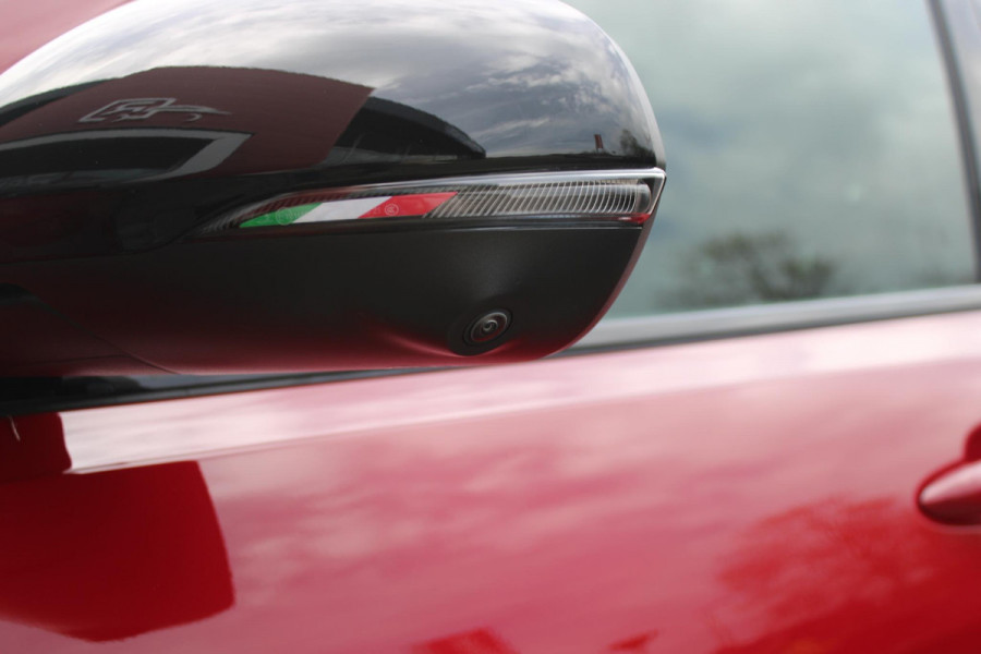 Alfa Romeo Tonale 1.3T PHEV 280pk Edizione Business | HARMAN/KARDON PREMIUM AUDIO | PREMIUM PACK: LEDEREN BEKLEDING/GEVENTILEERDE VOORSTOELEN/4-VOUDIG ELEKTRISCH VERSTELBARE LENDESTEUN VOORSTOELEN | WINTERPACK: STOEL/STUUR VERWARMING | TECHNOLOGY PACK: PARKEERWAARSCHUWING VOOR EN ACHTER/360° CAMERA/AUTOMATISCH INPARKEREN/ AUTONOMOUS DRIVING LEVEL 2: ADAPTIVE CRUISE CONTROL/LANE CENTERING ASSIST/TRAFFIC JAM ASSIST DODEHOEK DETECTIE AUTOMATISCH DIMMENDE BUITENSPIEGELS | DRAADLOZE TELEFOONLADER | FULL LED MATRIX KOPLAMPEN | DUAL STAGE VALVE: ACTIEVE DEMPING | KEYLESS ENTRY/START | 1MM 19''