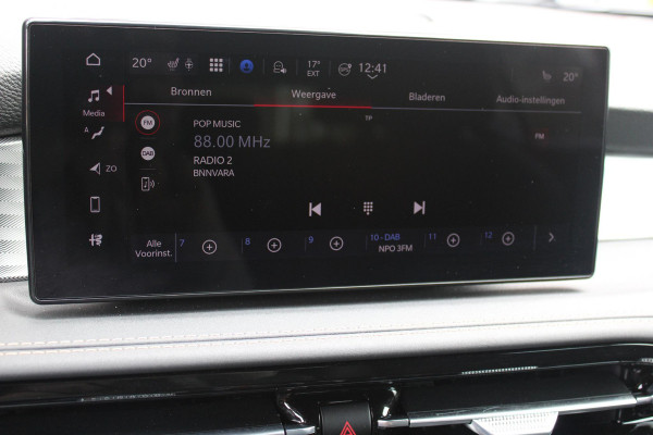 Alfa Romeo Tonale 1.3T PHEV 280pk Edizione Business | HARMAN/KARDON PREMIUM AUDIO | PREMIUM PACK: LEDEREN BEKLEDING/GEVENTILEERDE VOORSTOELEN/4-VOUDIG ELEKTRISCH VERSTELBARE LENDESTEUN VOORSTOELEN | WINTERPACK: STOEL/STUUR VERWARMING | TECHNOLOGY PACK: PARKEERWAARSCHUWING VOOR EN ACHTER/360° CAMERA/AUTOMATISCH INPARKEREN/ AUTONOMOUS DRIVING LEVEL 2: ADAPTIVE CRUISE CONTROL/LANE CENTERING ASSIST/TRAFFIC JAM ASSIST DODEHOEK DETECTIE AUTOMATISCH DIMMENDE BUITENSPIEGELS | DRAADLOZE TELEFOONLADER | FULL LED MATRIX KOPLAMPEN | DUAL STAGE VALVE: ACTIEVE DEMPING | KEYLESS ENTRY/START | 1MM 19''