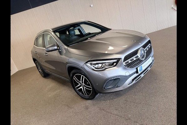 Mercedes-Benz GLA 200 Progressive-CAMERA-APPLE CARPLAY-ECC-STOELCOMFORT-COMPLEET