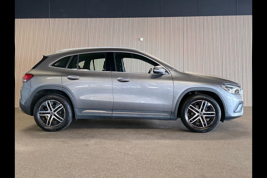 Mercedes-Benz GLA 200 Progressive-CAMERA-APPLE CARPLAY-ECC-STOELCOMFORT-COMPLEET