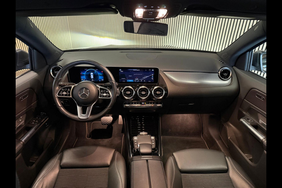 Mercedes-Benz GLA 200 Progressive-CAMERA-APPLE CARPLAY-ECC-STOELCOMFORT-COMPLEET